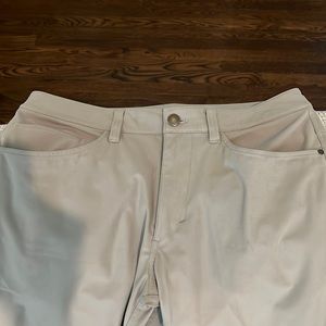 Lululemon pants. Mens. Size 32 waist and 32 length.